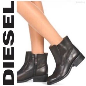 🍂NWOT Diesel Roxydoo Dark Brown Bootie